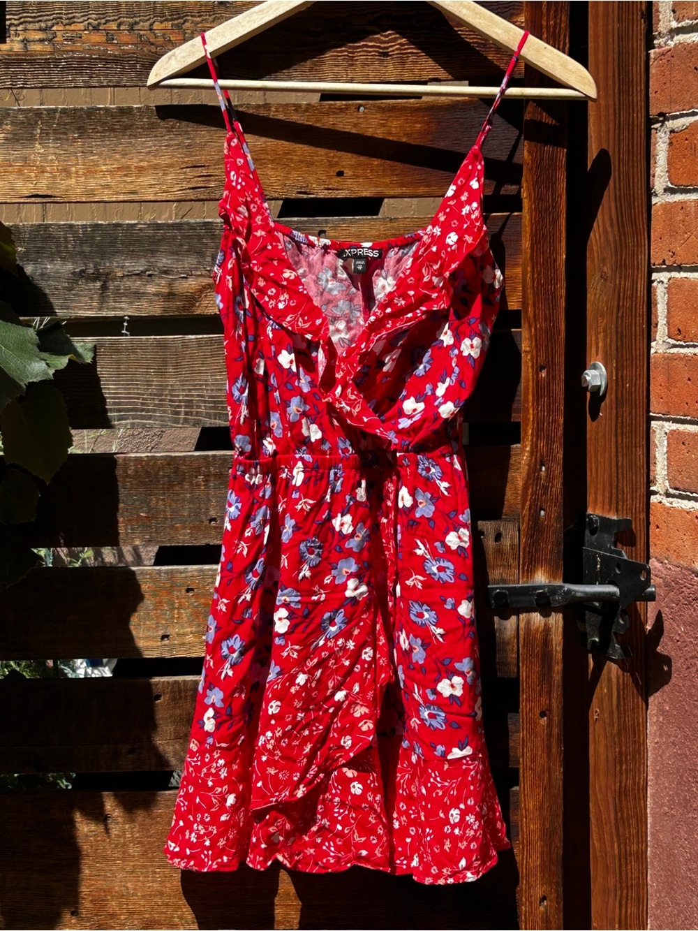 Express Red Floral V-Neck Spaghetti Strap Sundress